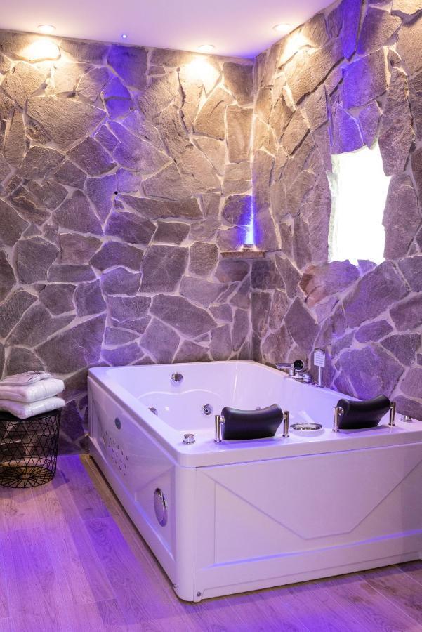 Lovely Rooms - Guest House Suites ทริจเจียโน ภายนอก รูปภาพ