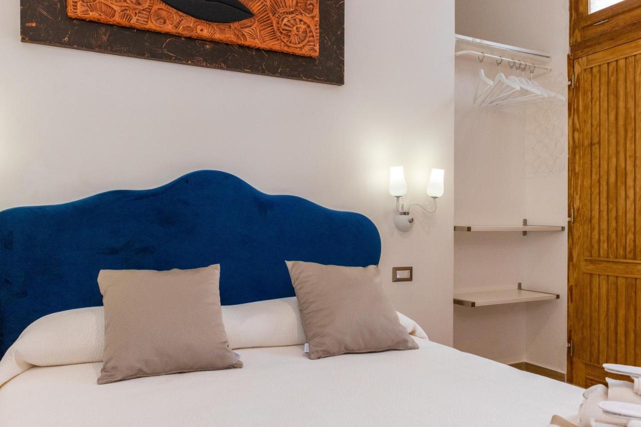 Lovely Rooms - Guest House Suites ทริจเจียโน ภายนอก รูปภาพ