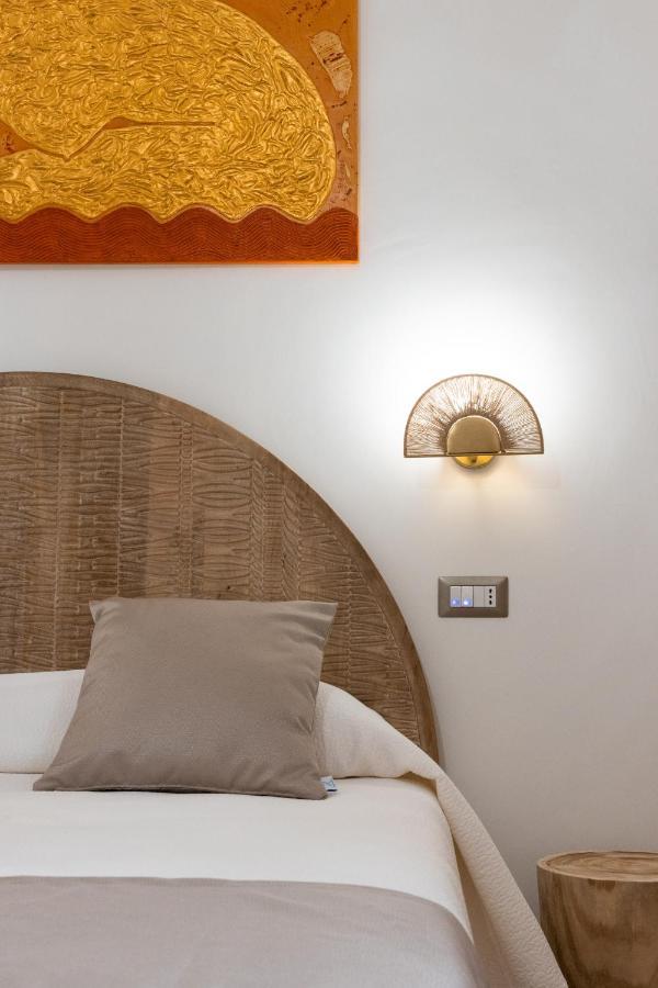 Lovely Rooms - Guest House Suites ทริจเจียโน ภายนอก รูปภาพ